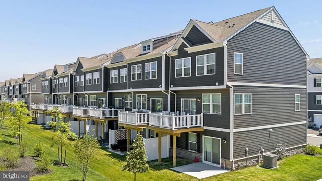 44 FOREST PARK DR, Waretown, NJ 08758
