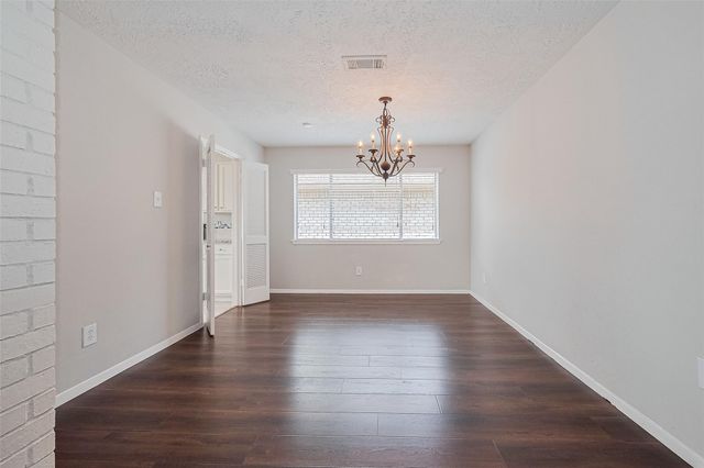 17114 Quail Glen Drive, Houston, TX 77489