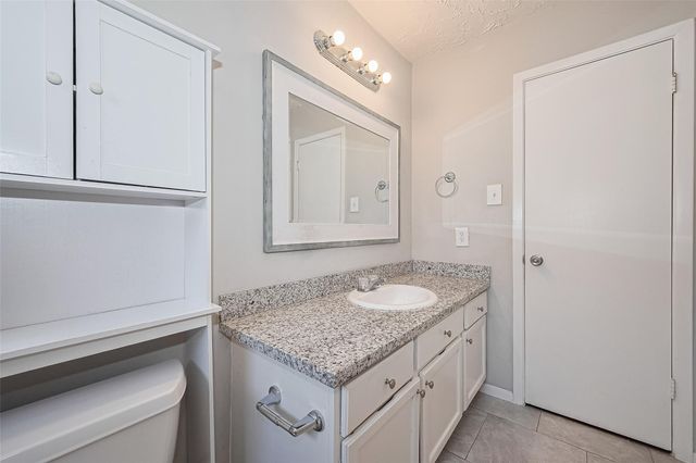 17114 Quail Glen Drive, Houston, TX 77489
