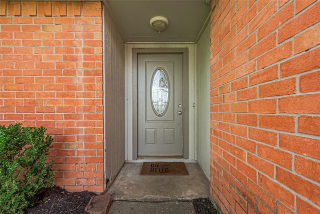 17114 Quail Glen Drive, Houston, TX 77489