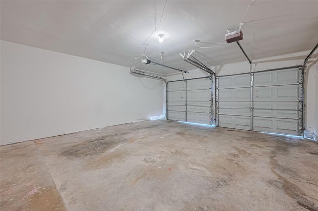 17114 Quail Glen Drive, Houston, TX 77489