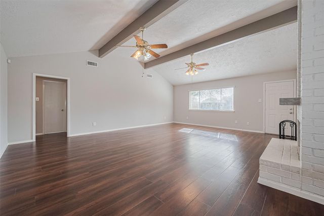 17114 Quail Glen Drive, Houston, TX 77489