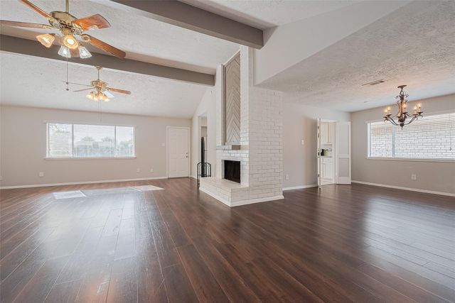 17114 Quail Glen Drive, Houston, TX 77489