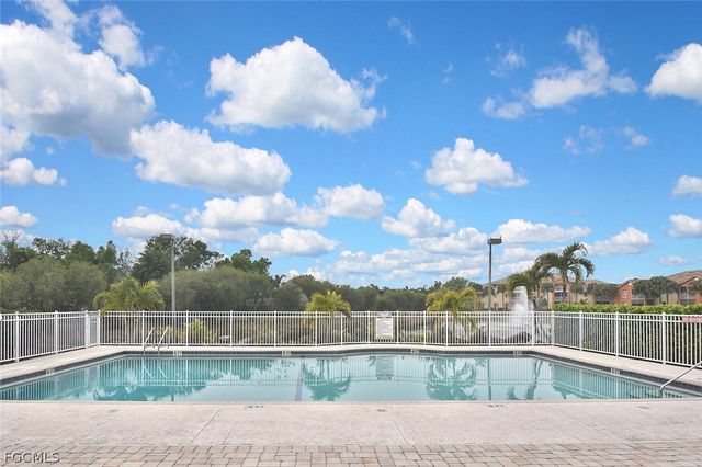 6400 Aragon WAY 108, Fort Myers, FL 33966