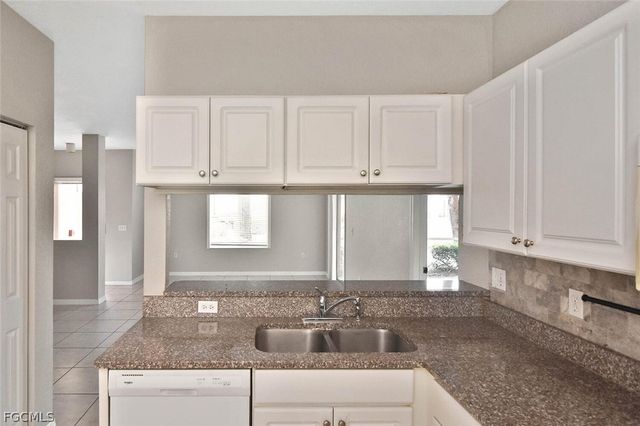 6400 Aragon WAY 108, Fort Myers, FL 33966