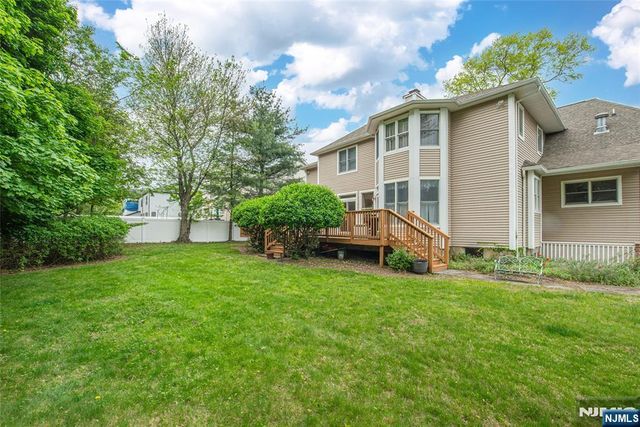 37 Thomas, Wayne, NJ 07470
