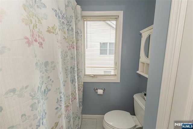 37 Thomas, Wayne, NJ 07470