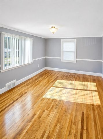 70 Clifford 2, Boston, MA 02316