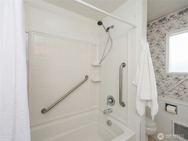 9314 44th Drive NE, Marysville, WA 98270