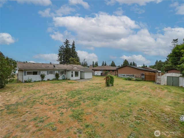 9314 44th Drive NE, Marysville, WA 98270