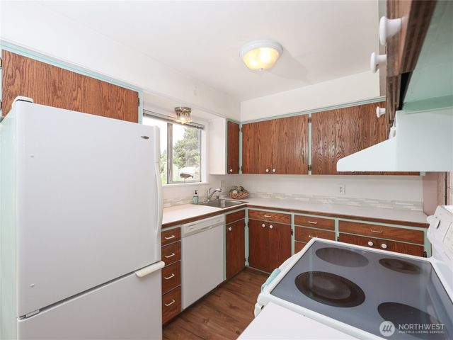 9314 44th Drive NE, Marysville, WA 98270