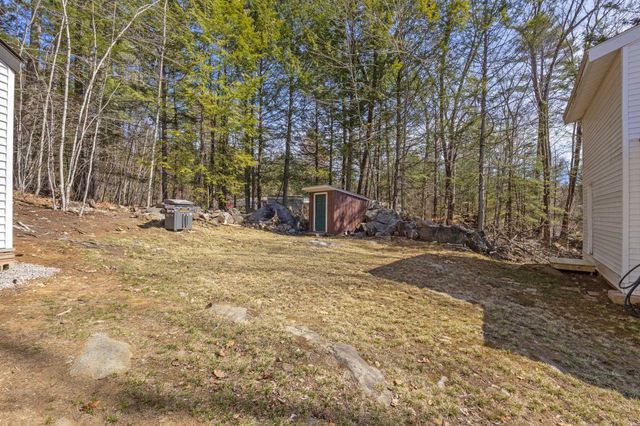 322 Long Shores Drive, Barrington, NH 03825