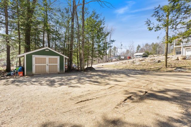 322 Long Shores Drive, Barrington, NH 03825