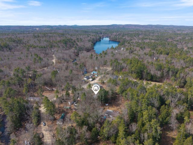 322 Long Shores Drive, Barrington, NH 03825