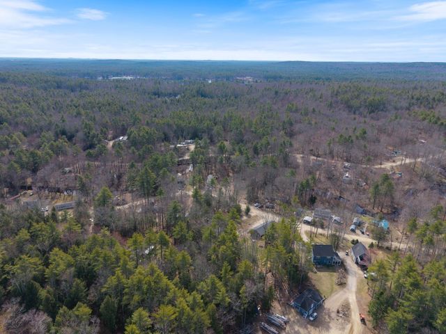 322 Long Shores Drive, Barrington, NH 03825