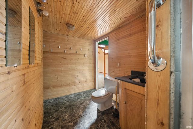 653 N Gentry Street, Frankfort, IN 46041