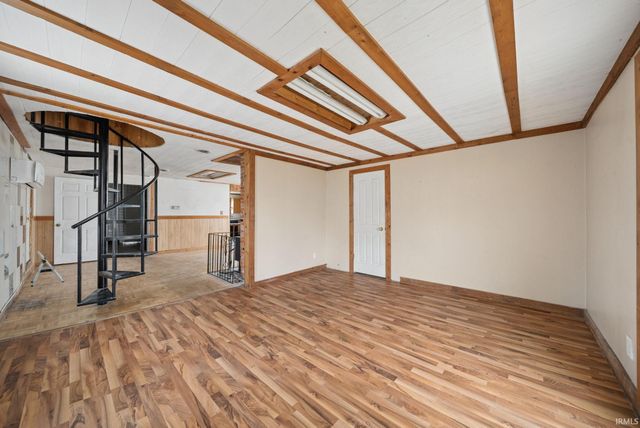 653 N Gentry Street, Frankfort, IN 46041