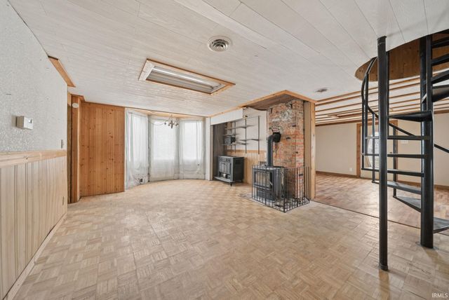 653 N Gentry Street, Frankfort, IN 46041