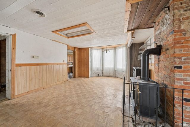 653 N Gentry Street, Frankfort, IN 46041