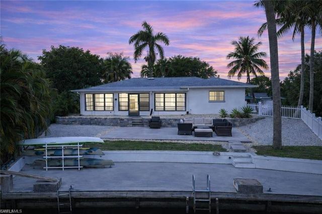 3461 Lakeview DR, Naples, FL 34112