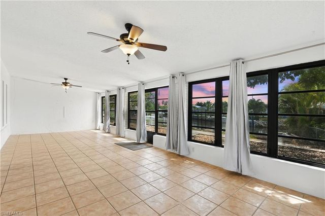 3461 Lakeview DR, Naples, FL 34112