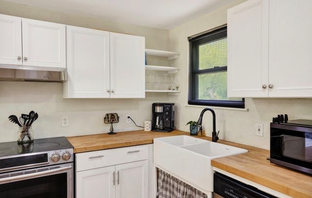 4748 Eatons Creek Rd NW, Nashville, TN 37218