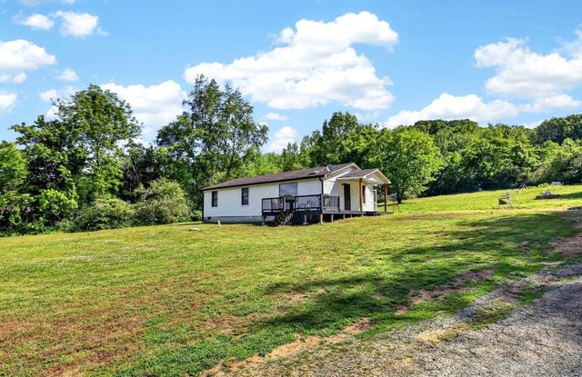 4748 Eatons Creek Rd NW, Nashville, TN 37218