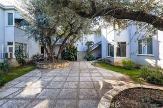 1014 E Carson, Long Beach, CA 90807