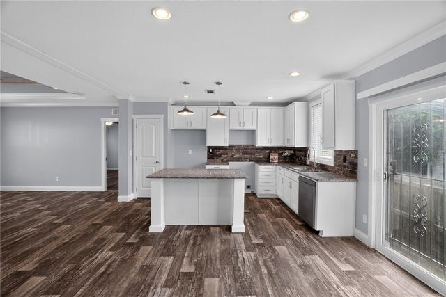 528 Claride St, Corpus Christi, TX 78418