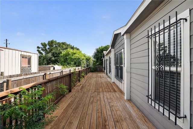 528 Claride St, Corpus Christi, TX 78418