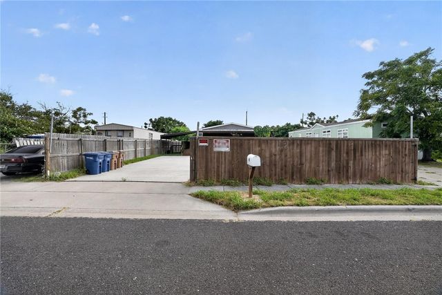 528 Claride St, Corpus Christi, TX 78418