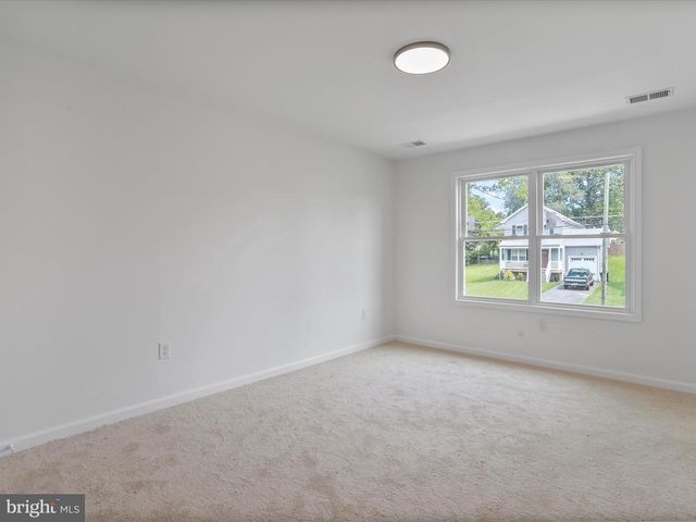 657 ASH ST, Strasburg, VA 22657