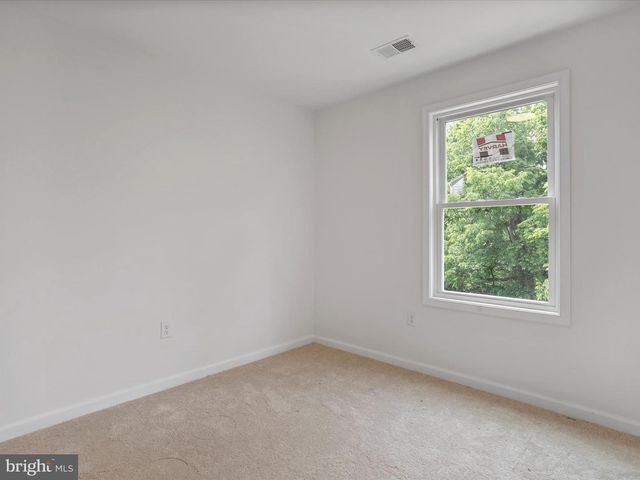 657 ASH ST, Strasburg, VA 22657