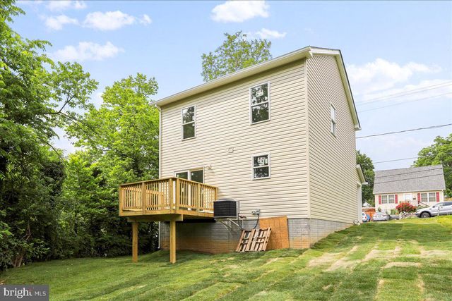 657 ASH ST, Strasburg, VA 22657