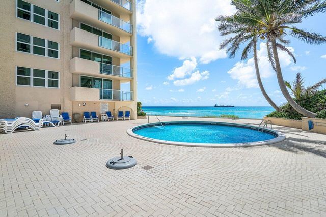 5440 N Ocean Drive 206, Singer Island, FL 33404