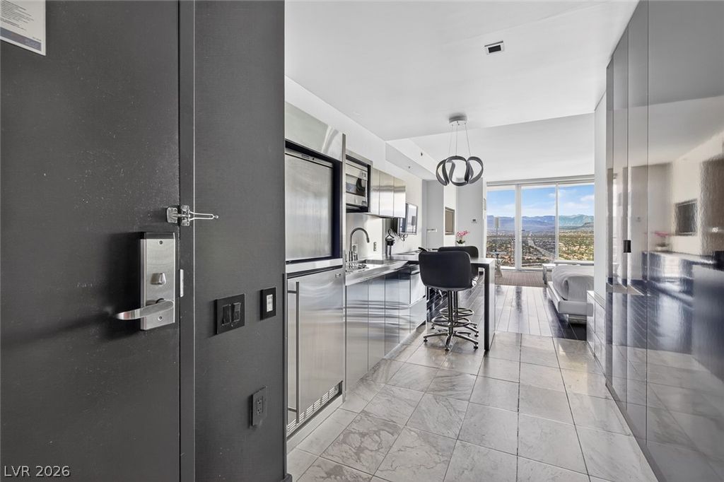 4381 West Flamingo Road 2007, Las Vegas, NV 89103 — photo 3