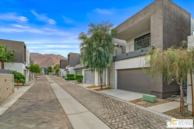 482 Paragon Loop, Palm Springs, CA 92262