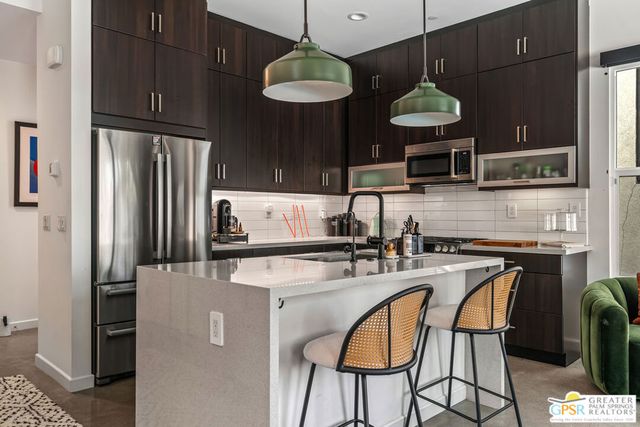 482 Paragon Loop, Palm Springs, CA 92262