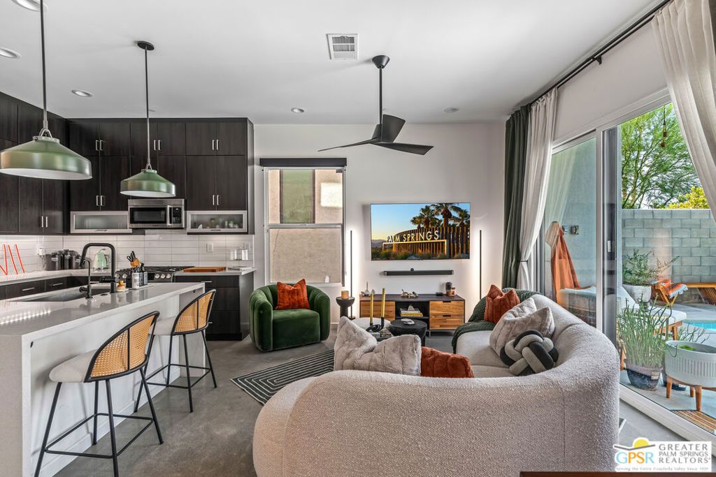 482 Paragon Loop, Palm Springs, CA 92262