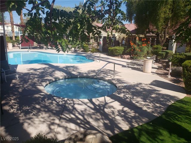 7885 West Flamingo Road 1016, Las Vegas, NV 89147