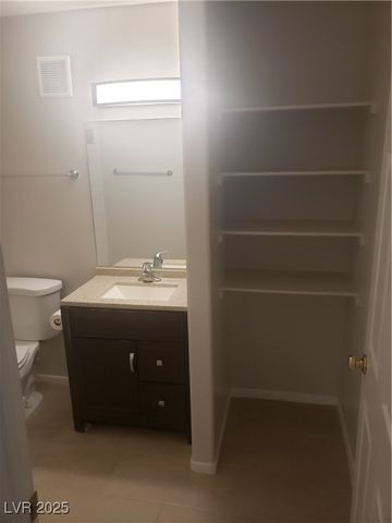 7885 West Flamingo Road 1016, Las Vegas, NV 89147