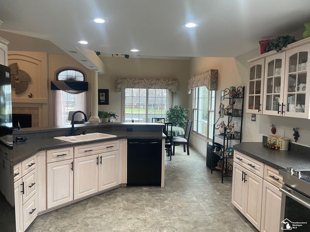 7316 Hidden Valley Drive, Bedford Twp, MI 48144