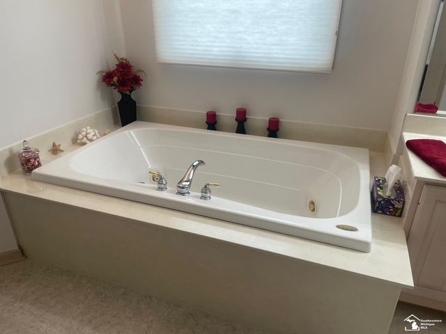 7316 Hidden Valley Drive, Bedford Twp, MI 48144