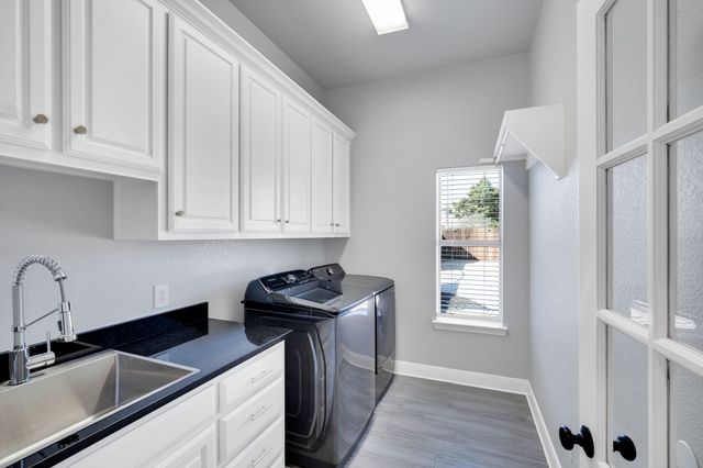 3650 Baylor Boulevard, Midlothian, TX 76065