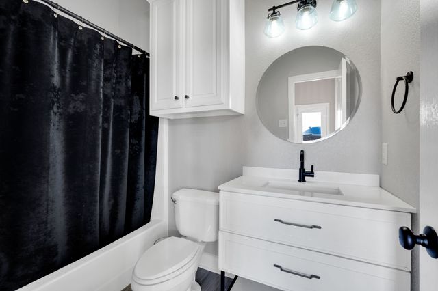 3650 Baylor Boulevard, Midlothian, TX 76065