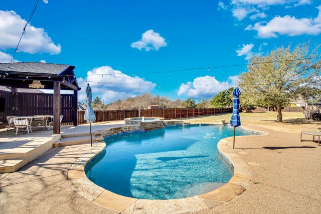 3650 Baylor Boulevard, Midlothian, TX 76065