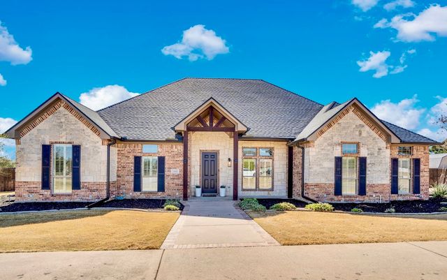 3650 Baylor Boulevard, Midlothian, TX 76065