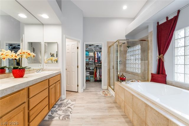 3991 Camelot Cove Street, Las Vegas, NV 89147