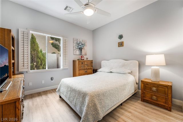 3991 Camelot Cove Street, Las Vegas, NV 89147