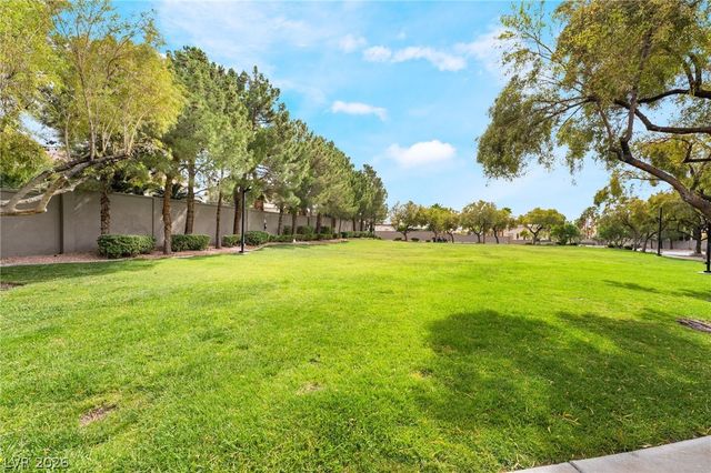 3991 Camelot Cove Street, Las Vegas, NV 89147